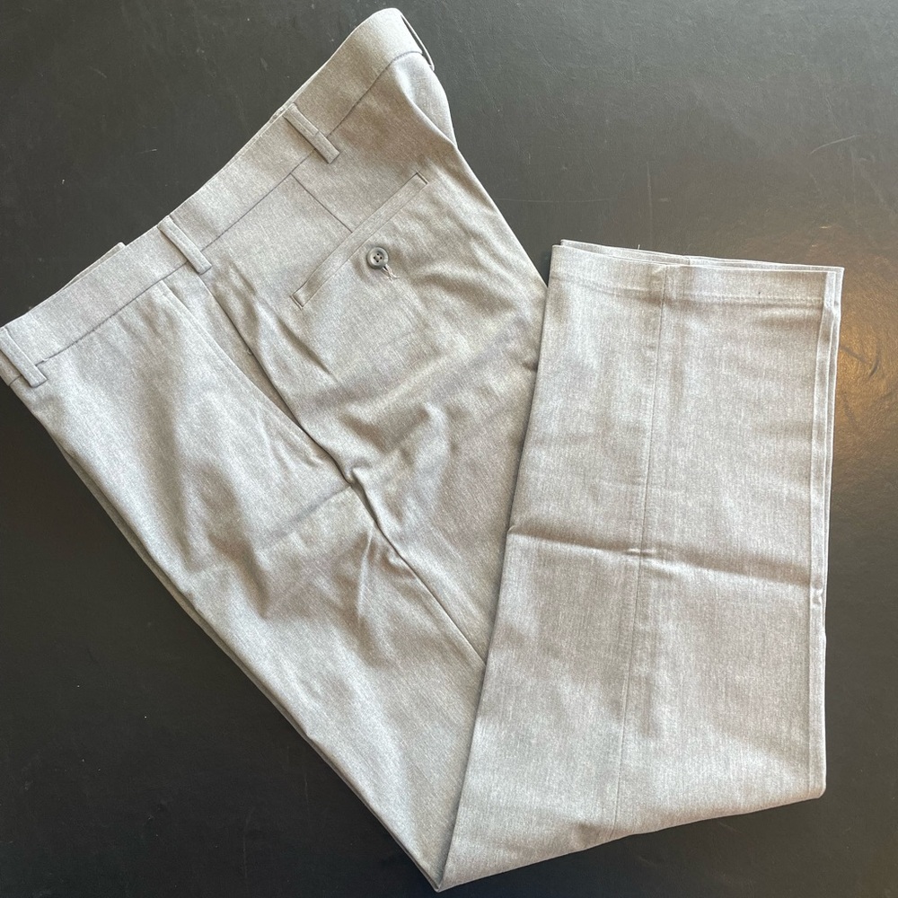 Haggar Men's Gray Dress Pants